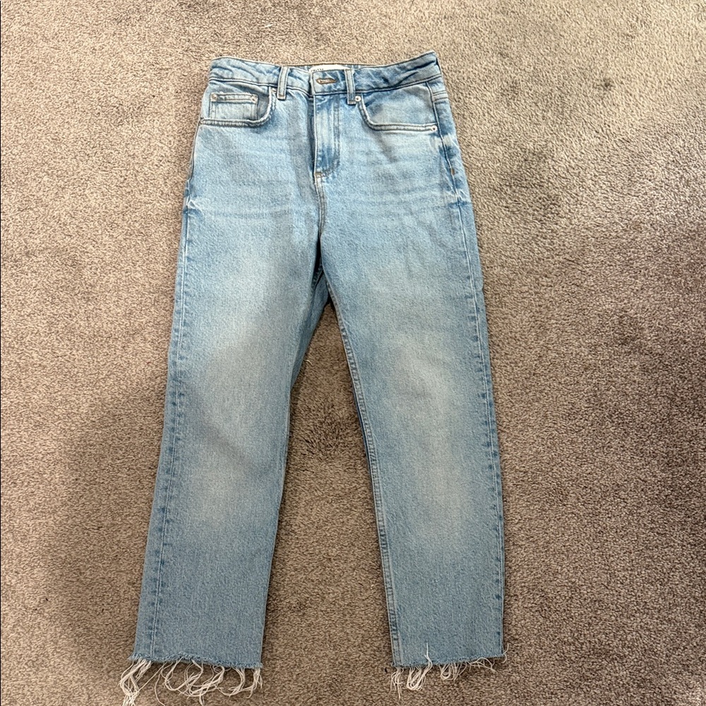 Zara Light Blue Cropped Women's Jeans